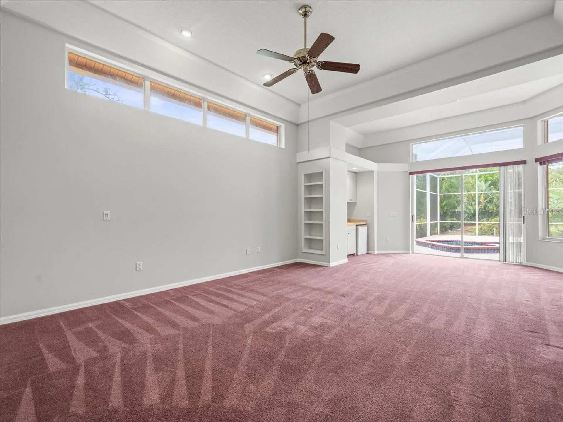 7303 Sawgrass Point Drive N Pinellas Park FL 33782
