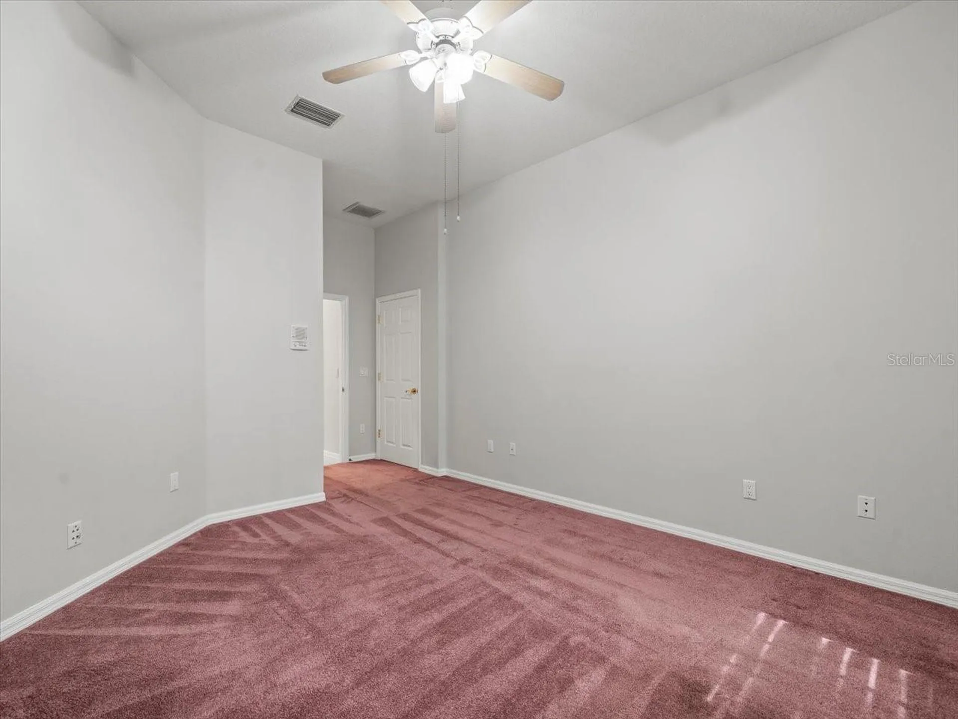 7303 Sawgrass Point Drive N Pinellas Park FL 33782