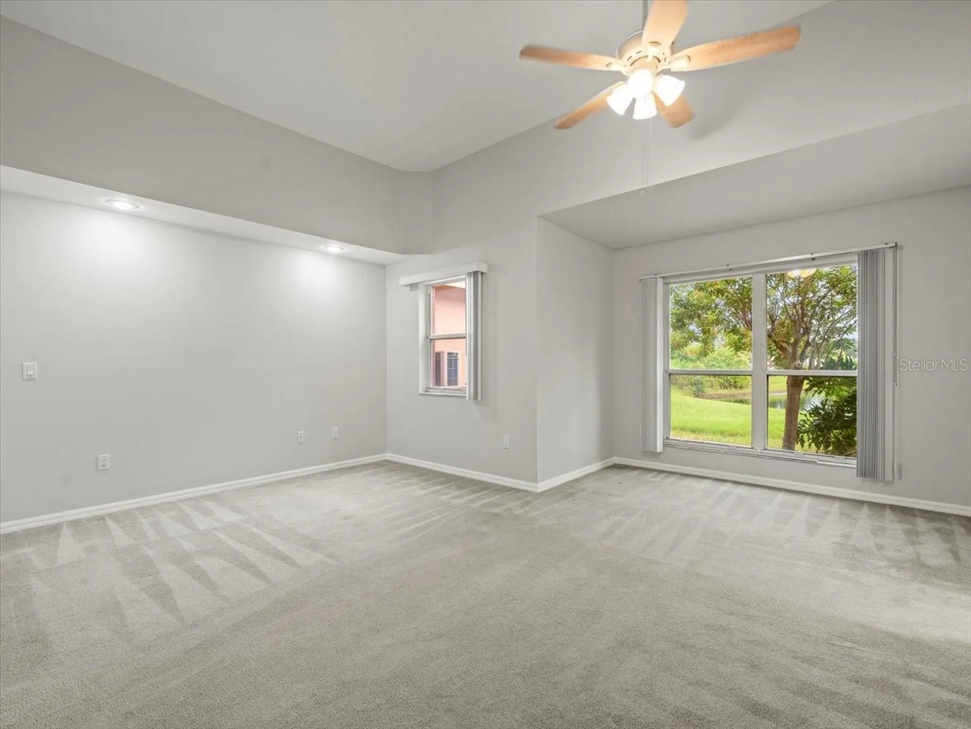 7303 Sawgrass Point Drive N Pinellas Park FL 33782