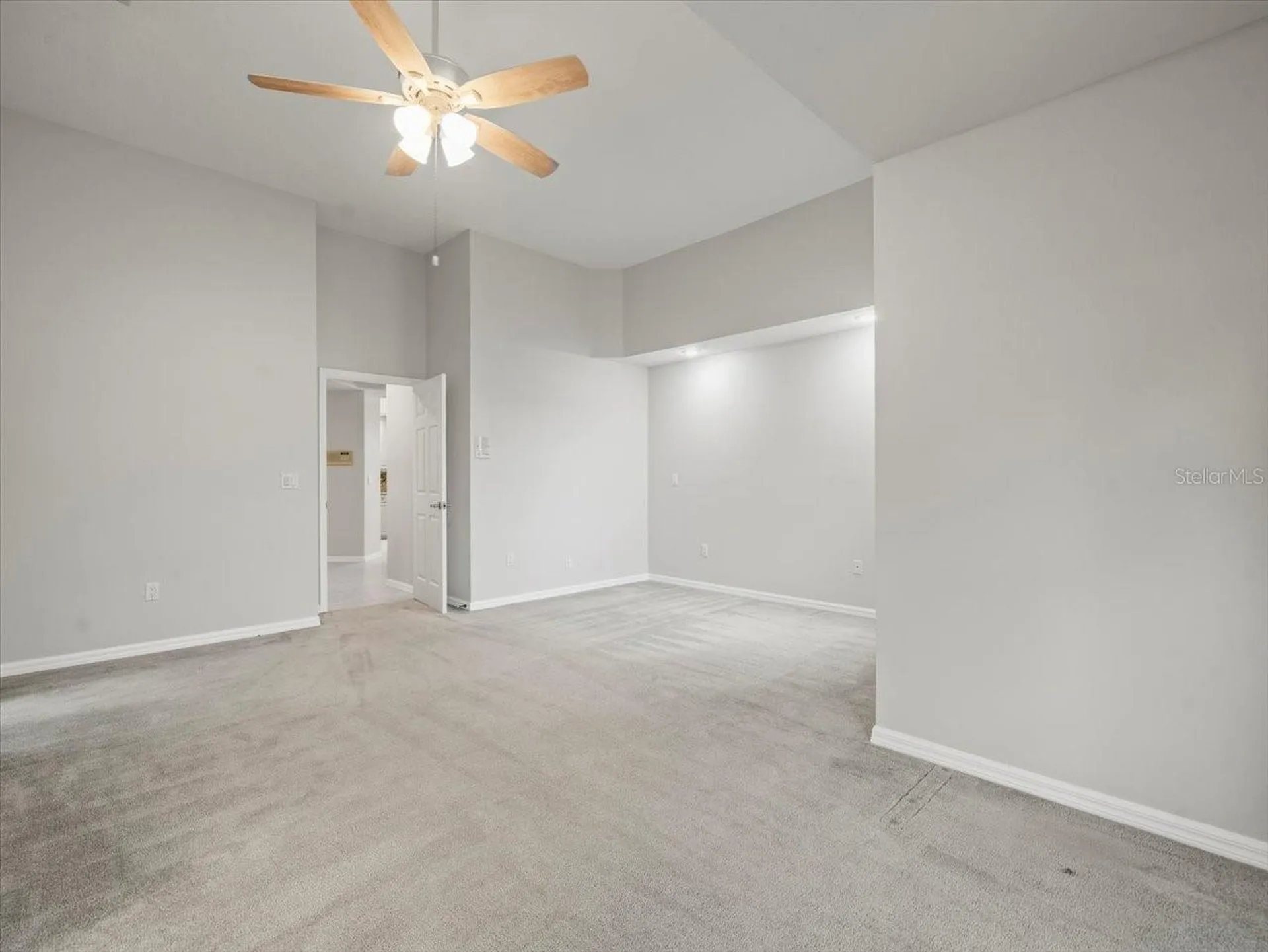 7303 Sawgrass Point Drive N Pinellas Park FL 33782