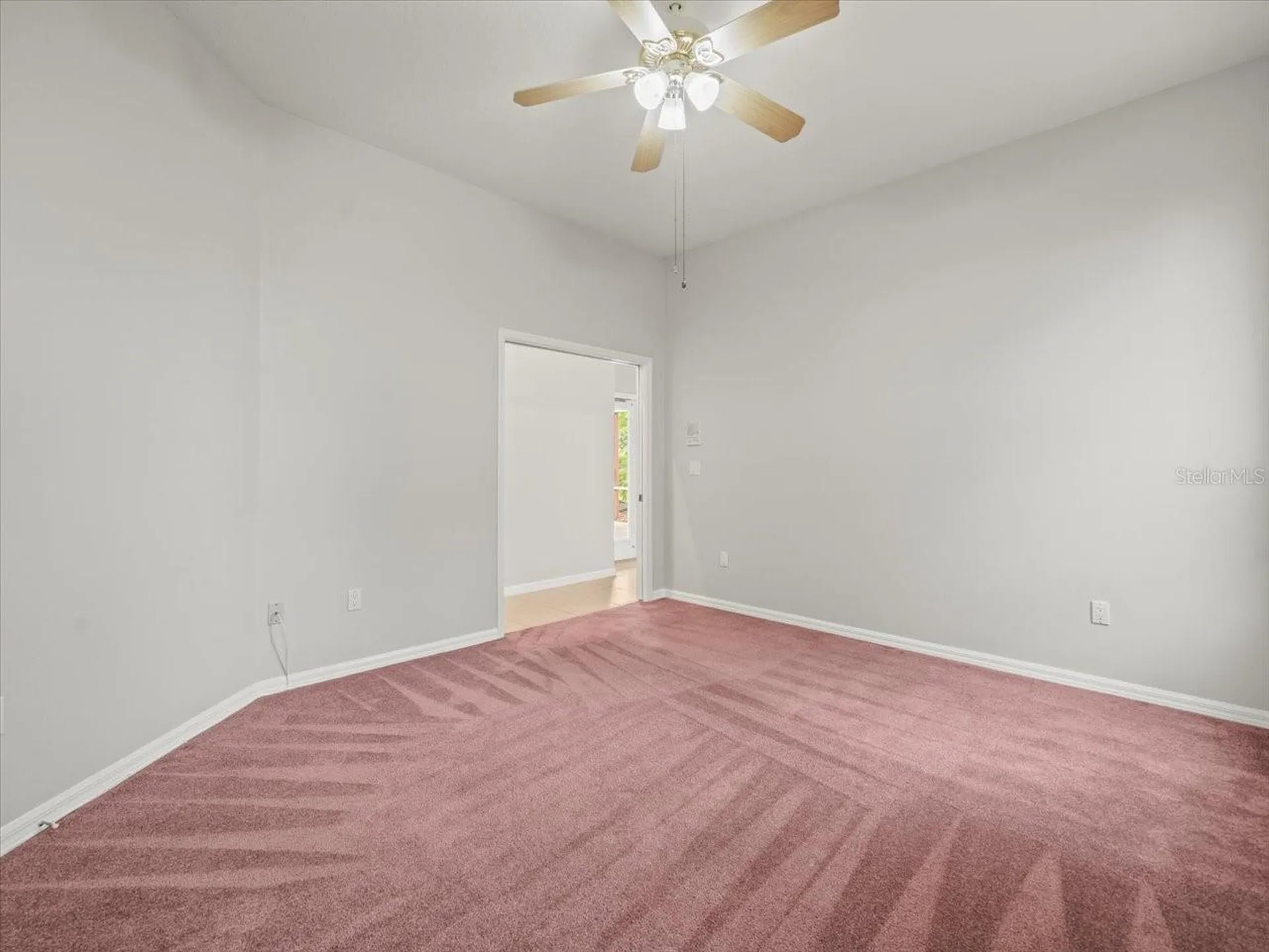 7303 Sawgrass Point Drive N Pinellas Park FL 33782
