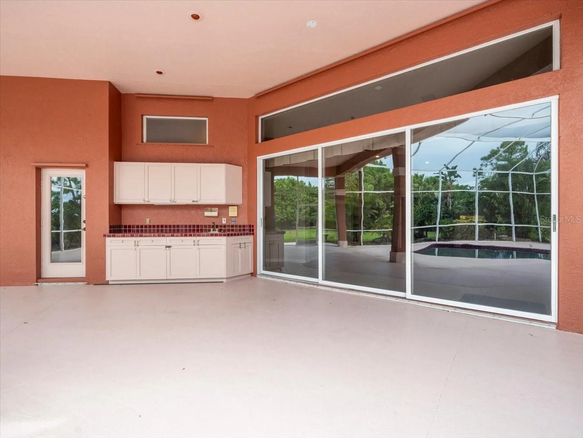 7303 Sawgrass Point Drive N Pinellas Park FL 33782