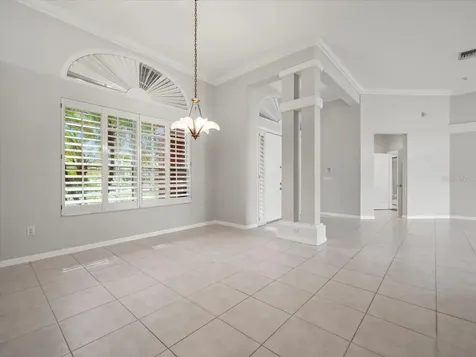 7303 Sawgrass Point Drive N Pinellas Park FL 33782