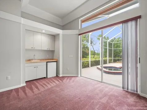 7303 Sawgrass Point Drive N Pinellas Park FL 33782
