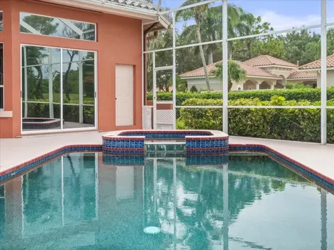 7303 Sawgrass Point Drive N Pinellas Park FL 33782