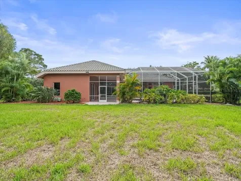 7303 Sawgrass Point Drive N Pinellas Park FL 33782