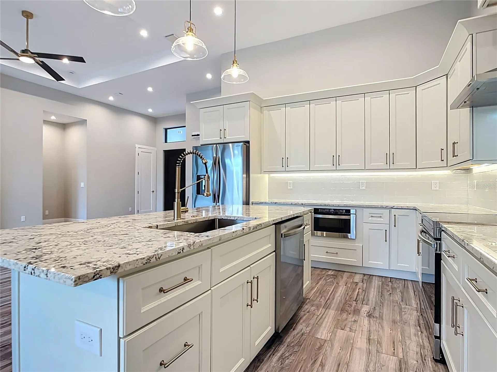 7152 Bougainvillea Street Englewood FL 34224