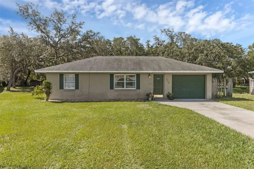2705 Karen Boulevard Sebring FL 33870