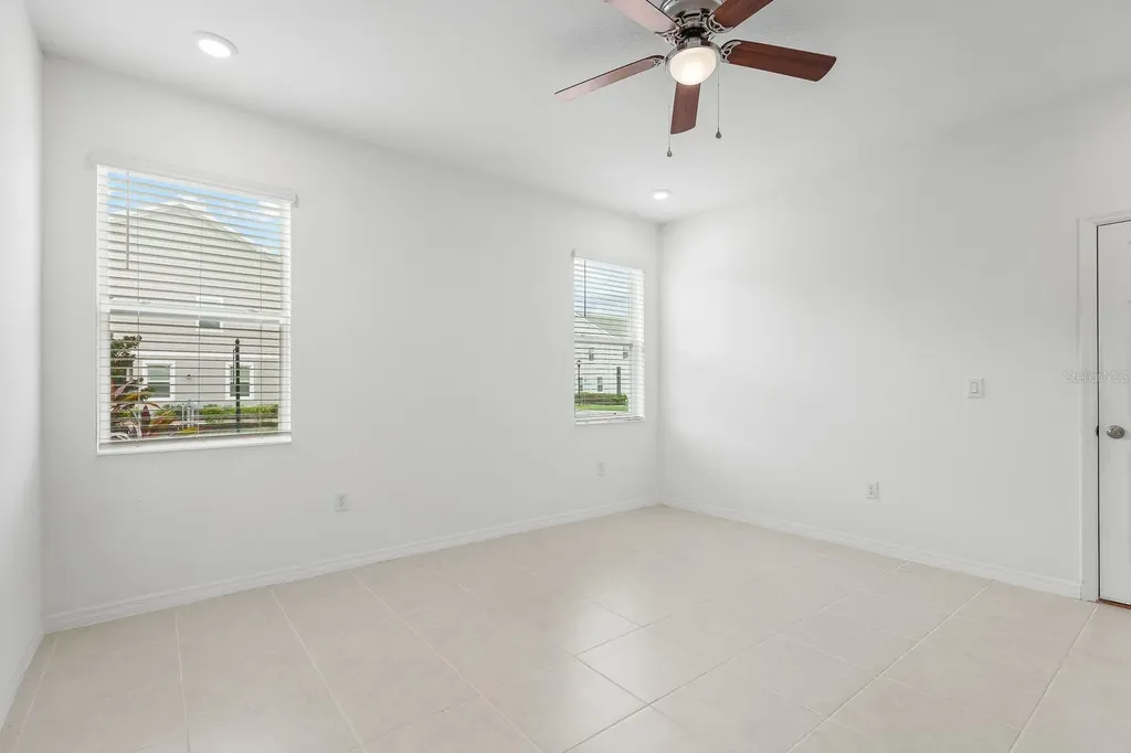 5786 Spotted Harrier Way Lithia FL 33547
