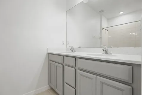 5786 Spotted Harrier Way Lithia FL 33547