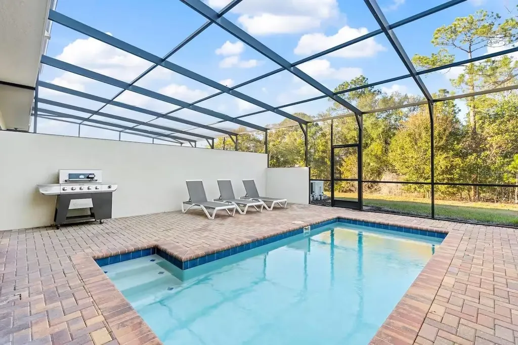 2402 Dubai Street Kissimmee FL 34747