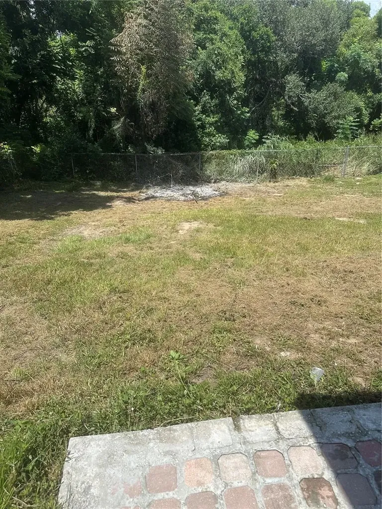 651 Lorraine Circle Lake Wales FL 33853
