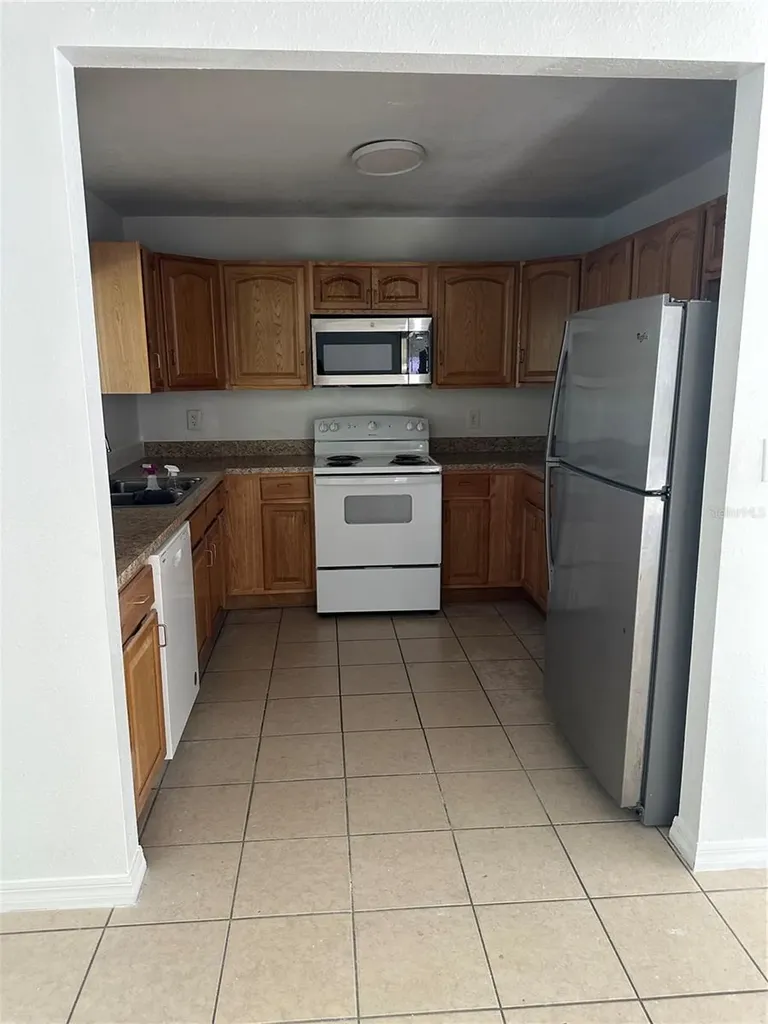 651 Lorraine Circle Lake Wales FL 33853
