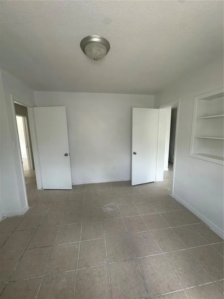 651 Lorraine Circle Lake Wales FL 33853