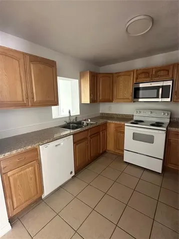 651 Lorraine Circle Lake Wales FL 33853