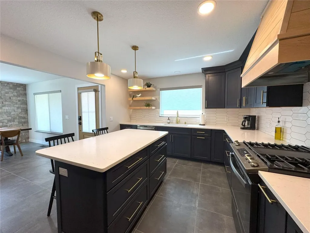 419 N Apopka Avenue Inverness FL 34450