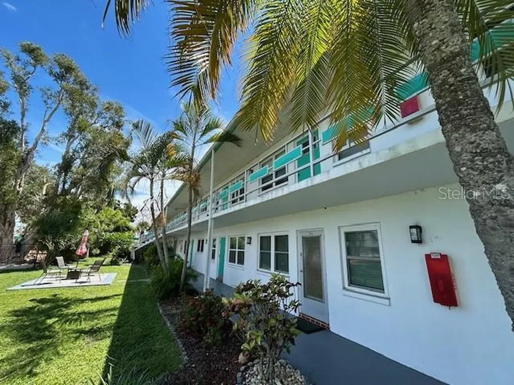 6100 21st Street N St Petersburg FL 33714