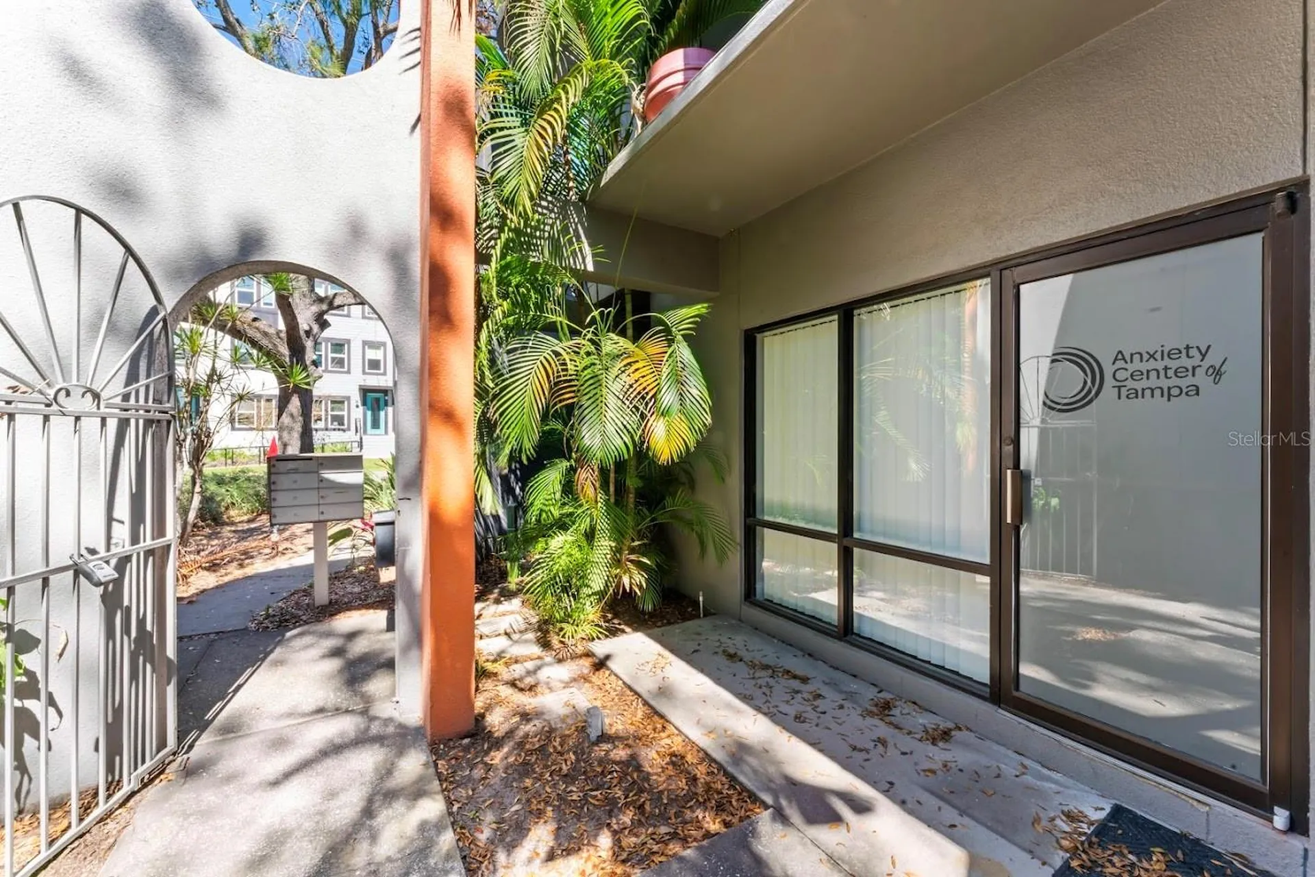 1207 N Himes Avenue Tampa FL 33607