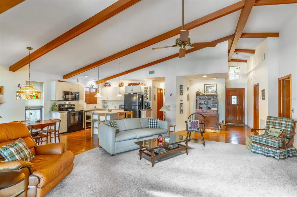 121 N Lake George Drive Georgetown FL 32139