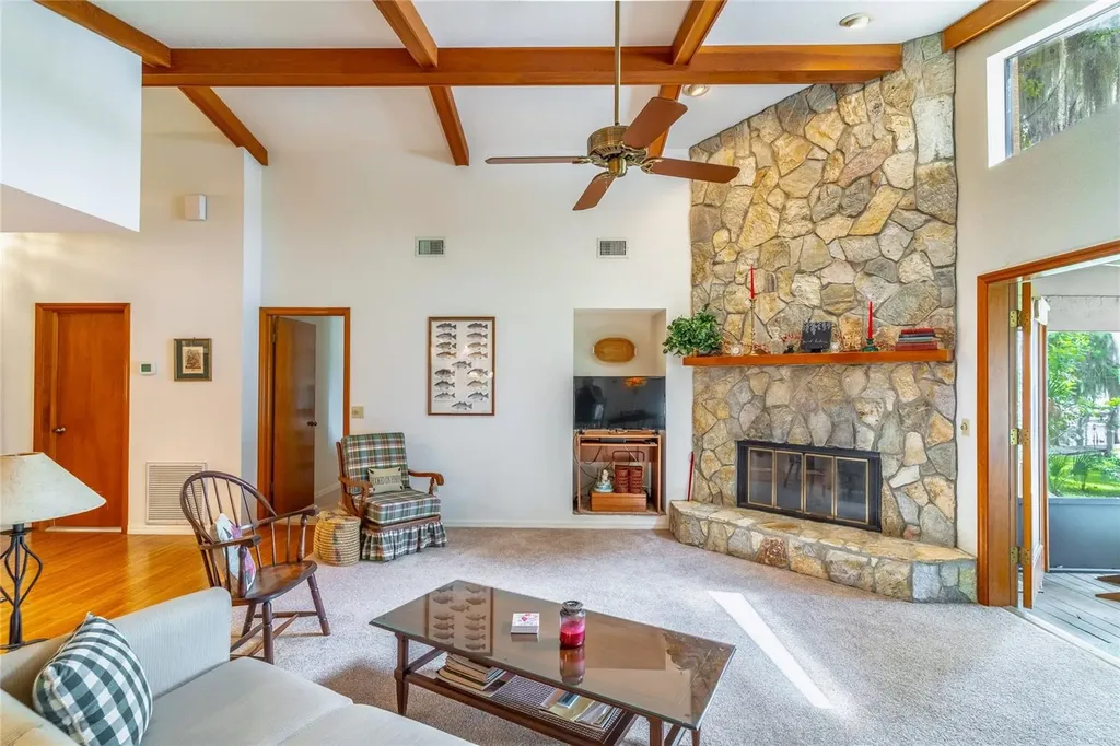 121 N Lake George Drive Georgetown FL 32139