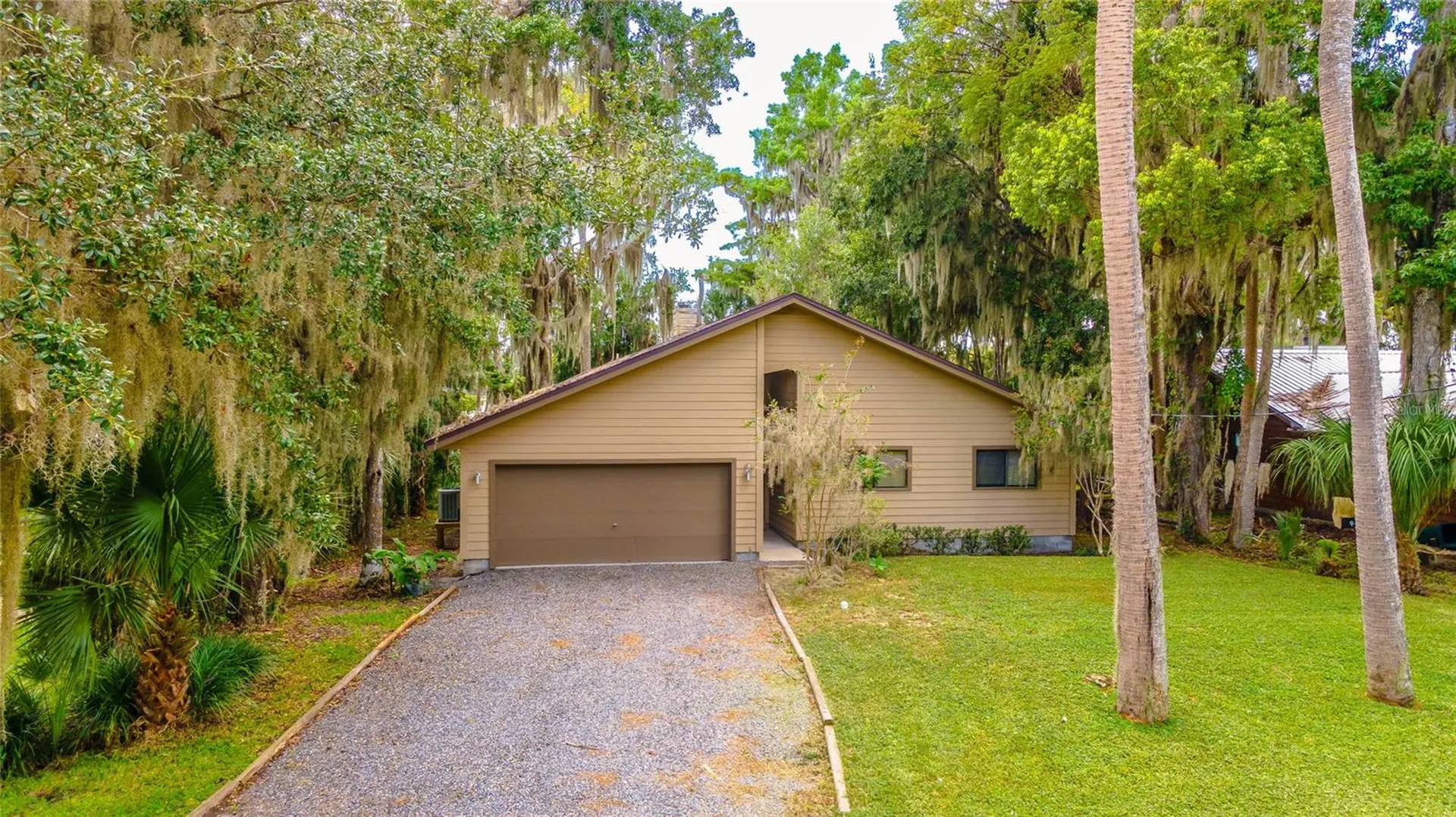 121 N Lake George Drive Georgetown FL 32139