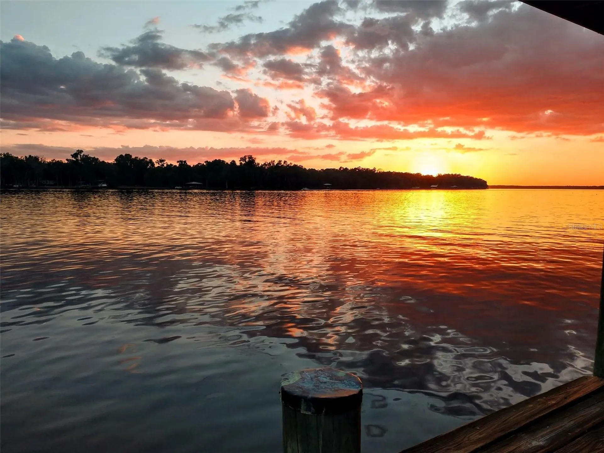 121 N Lake George Drive Georgetown FL 32139