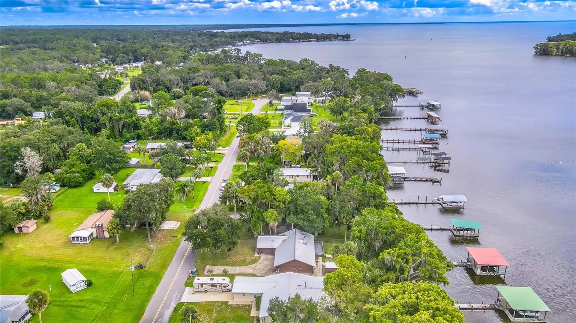 121 N Lake George Drive Georgetown FL 32139