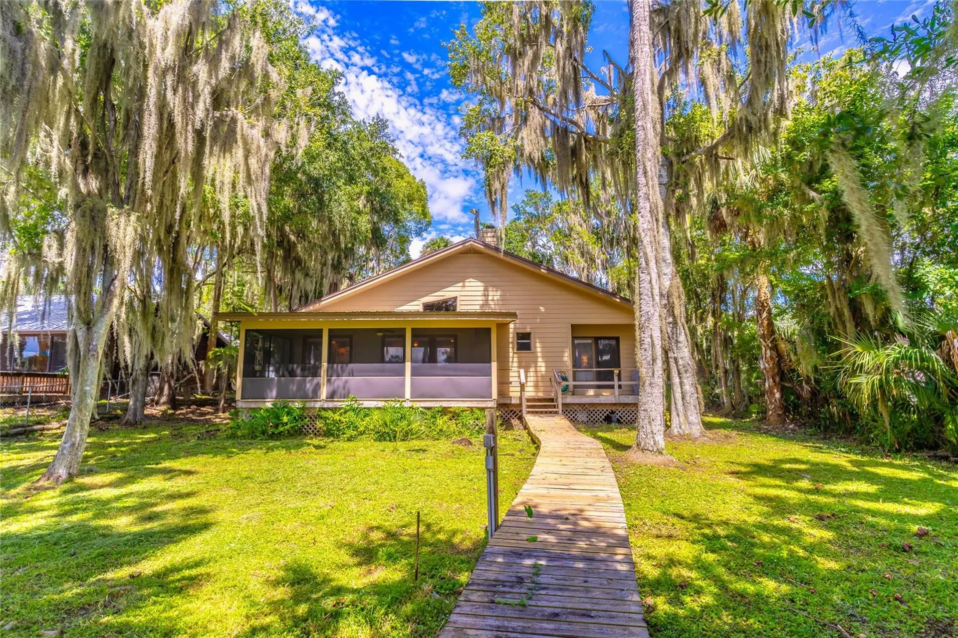 121 N Lake George Drive Georgetown FL 32139