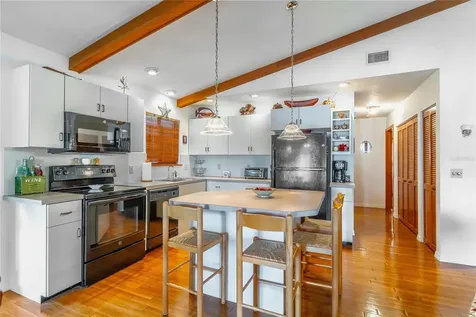 121 N Lake George Drive Georgetown FL 32139