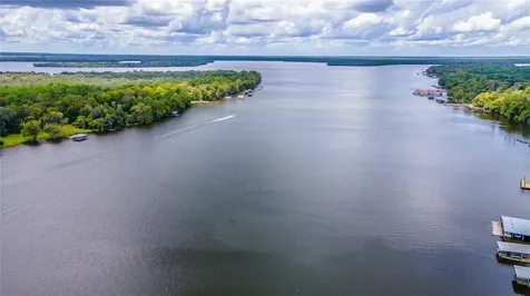 121 N Lake George Drive Georgetown FL 32139