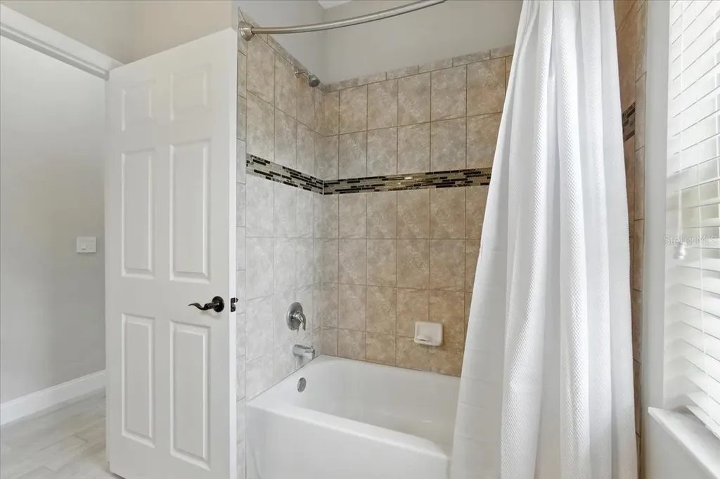 27 Collingdale Court Palm Coast FL 32137