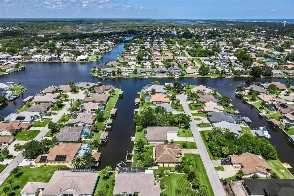 27 Collingdale Court Palm Coast FL 32137