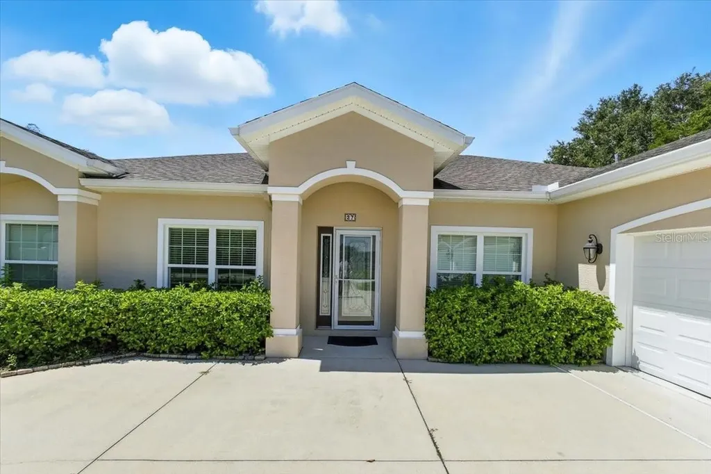 27 Collingdale Court Palm Coast FL 32137