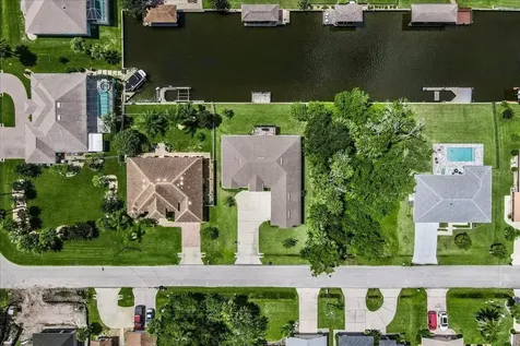 27 Collingdale Court Palm Coast FL 32137