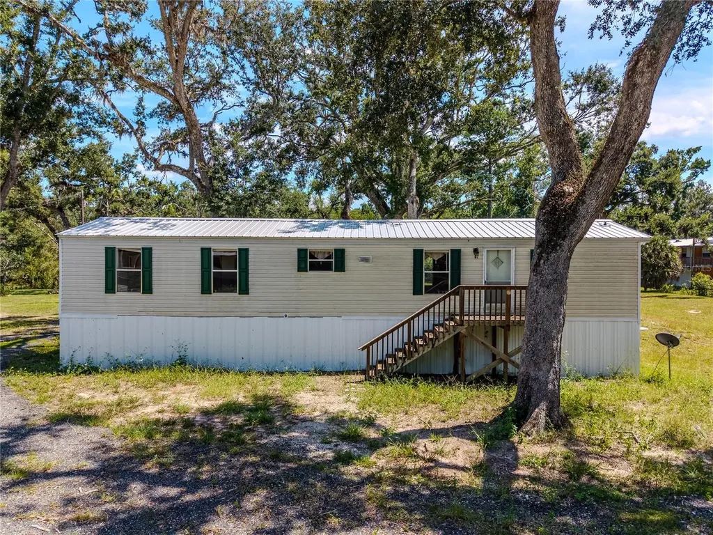 2008 River Road NE Steinhatchee FL 32359