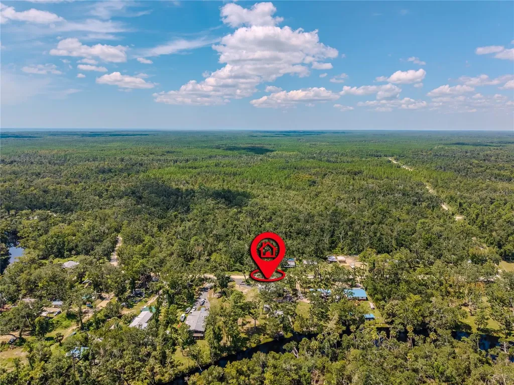 2008 River Road NE Steinhatchee FL 32359