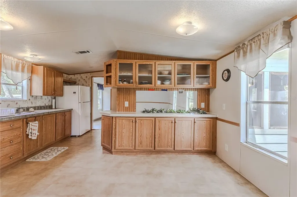 2008 River Road NE Steinhatchee FL 32359