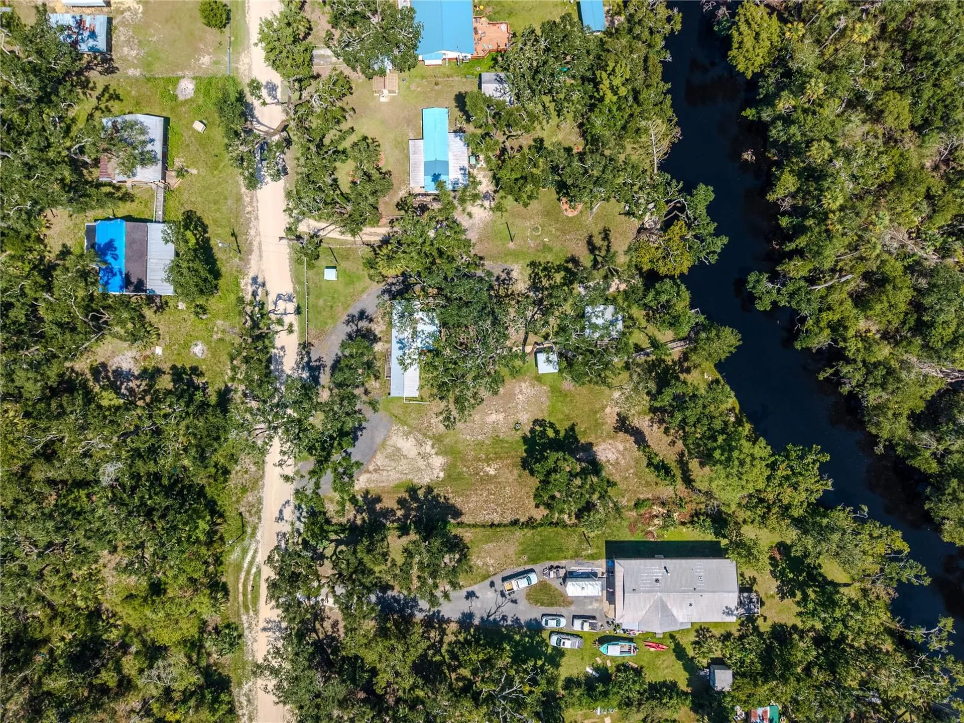 2008 River Road NE Steinhatchee FL 32359