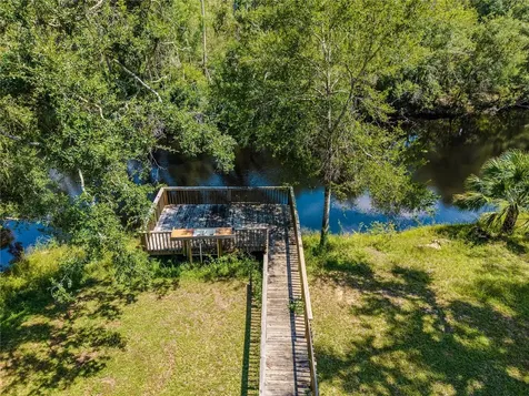 2008 River Road NE Steinhatchee FL 32359