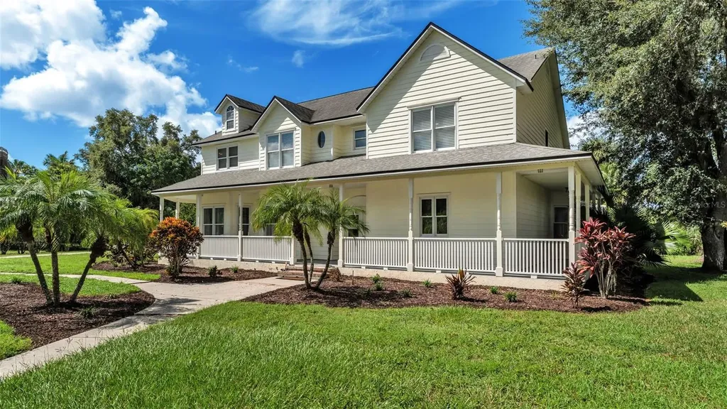 1632 Regal Cove Court Kissimmee FL 34744