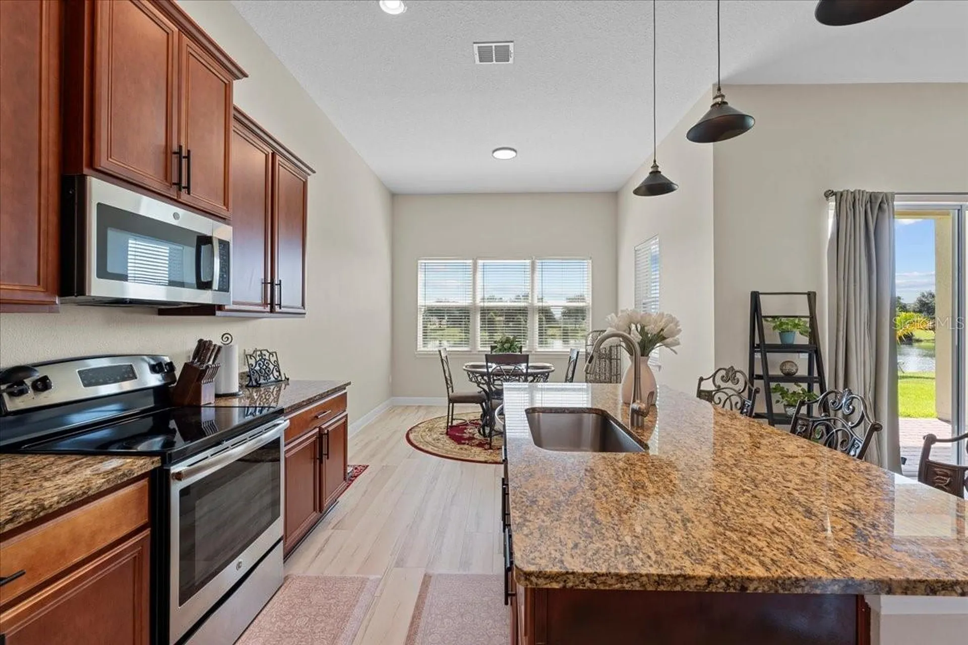 3715 Paradiso Circle Kissimmee FL 34746