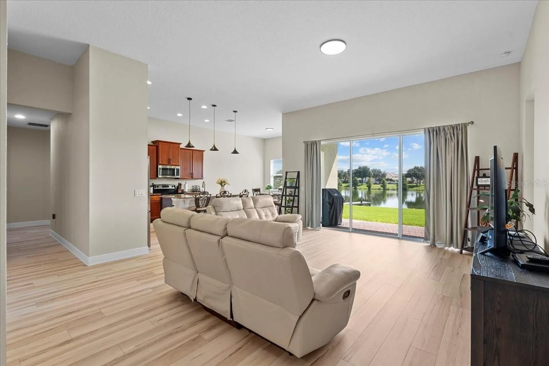 3715 Paradiso Circle Kissimmee FL 34746