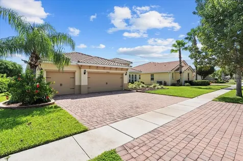 3715 Paradiso Circle Kissimmee FL 34746