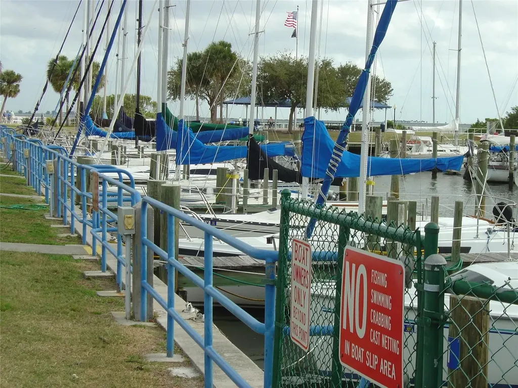 603 Baldwin Avenue Safety Harbor FL 34695