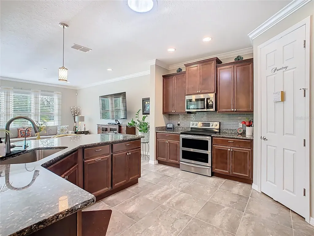 428 Bel Air Way Kissimmee FL 34759