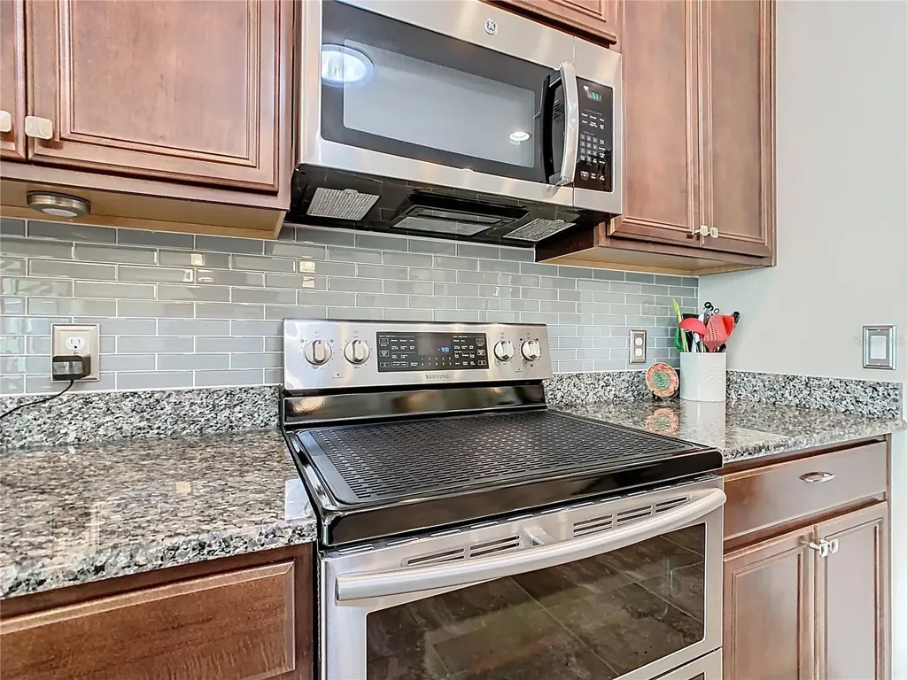 428 Bel Air Way Kissimmee FL 34759