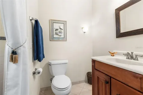 6916 NW 67th Avenue Gainesville FL 32653
