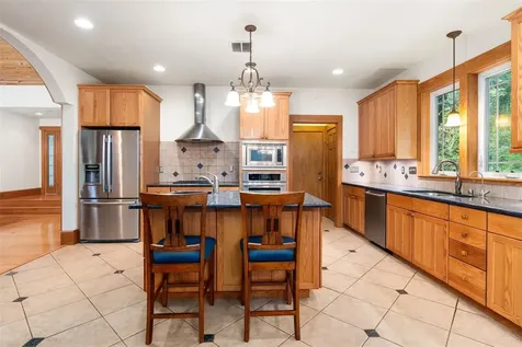 6916 NW 67th Avenue Gainesville FL 32653
