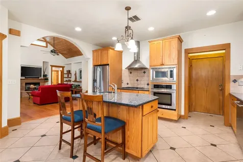 6916 NW 67th Avenue Gainesville FL 32653