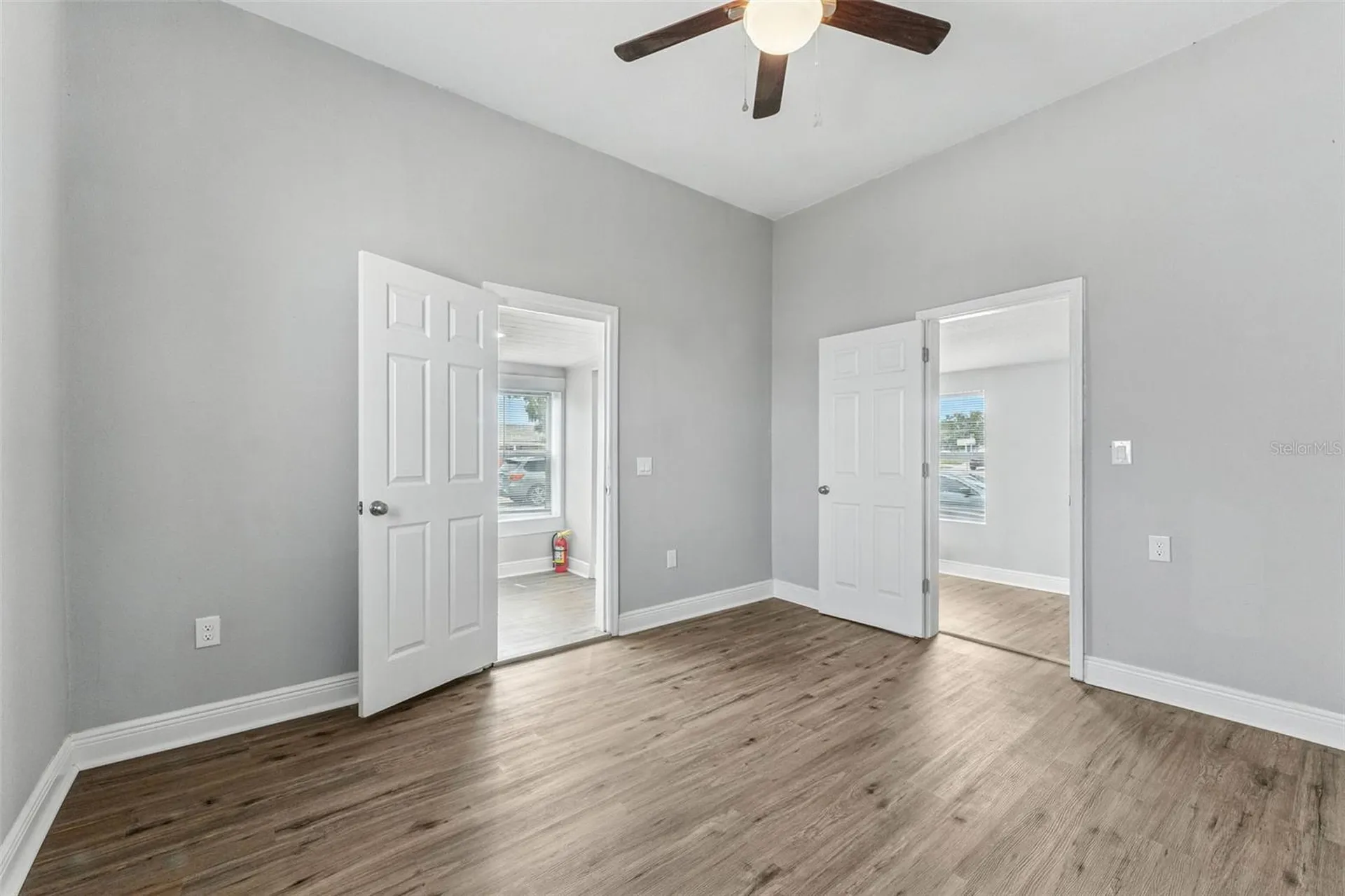 19 W Eagle Avenue Eagle Lake FL 33839